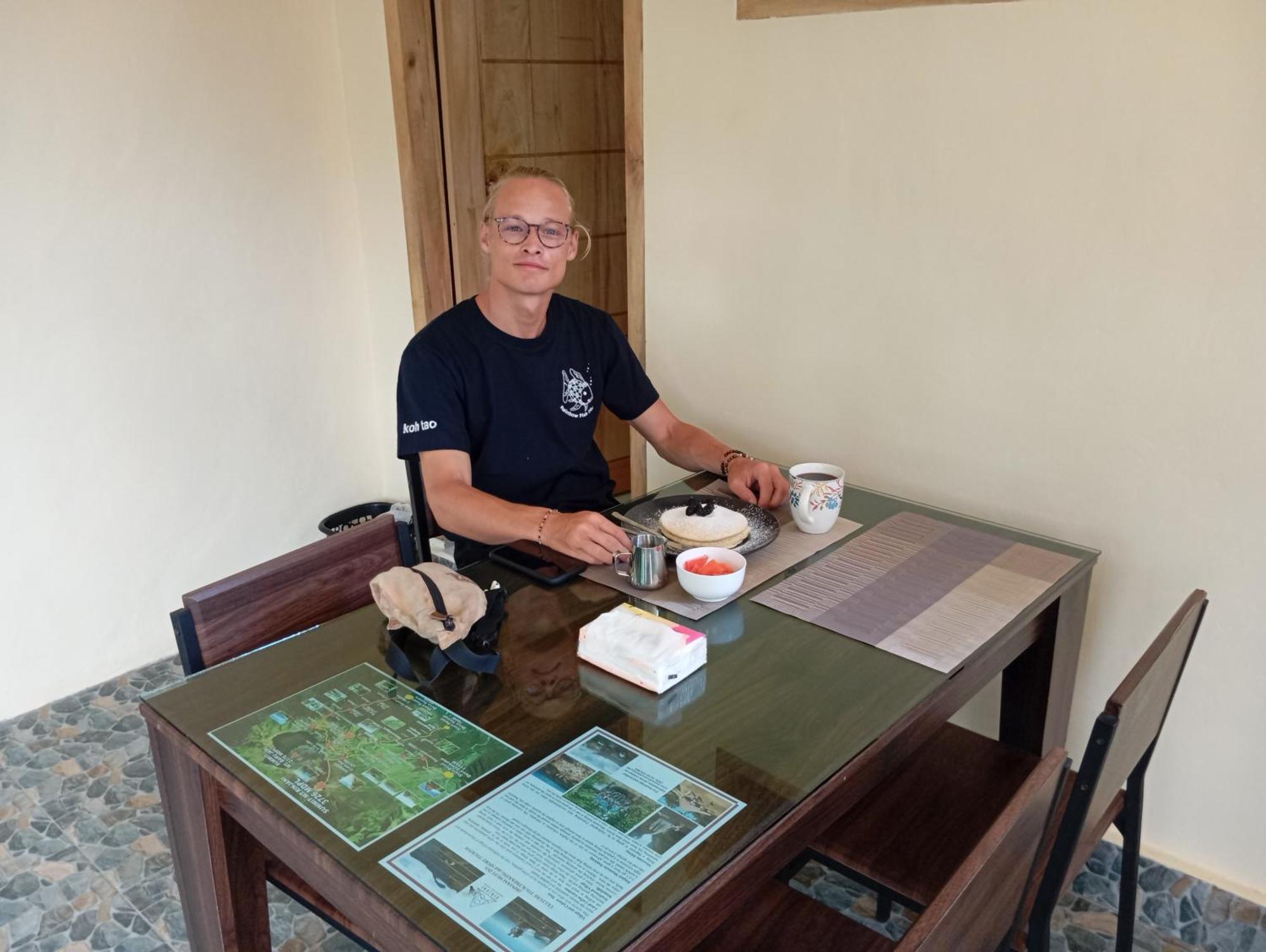 Rumah Kawan Senaru House Of Friend Exterior foto